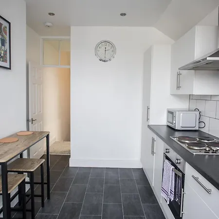 شقة Contractors-long Stay- Close To Gloucester Rd بريستول