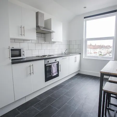 شقة Contractors-long Stay- Close To Gloucester Rd