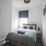Contractors-long Stay- Close To Gloucester Rd * Bristol