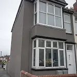Contractors-long Stay- Close To Gloucester Rd