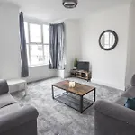 Apartment Contractors-long Stay- Close To Gloucester Rd Bristol
