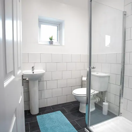 Contractors-long Stay- Close To Gloucester Rd *