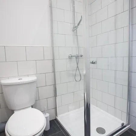 Contractors-long Stay- Close To Gloucester Rd Apartment Bristol