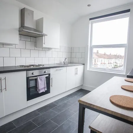 Contractors-long Stay- Close To Gloucester Rd 公寓 *